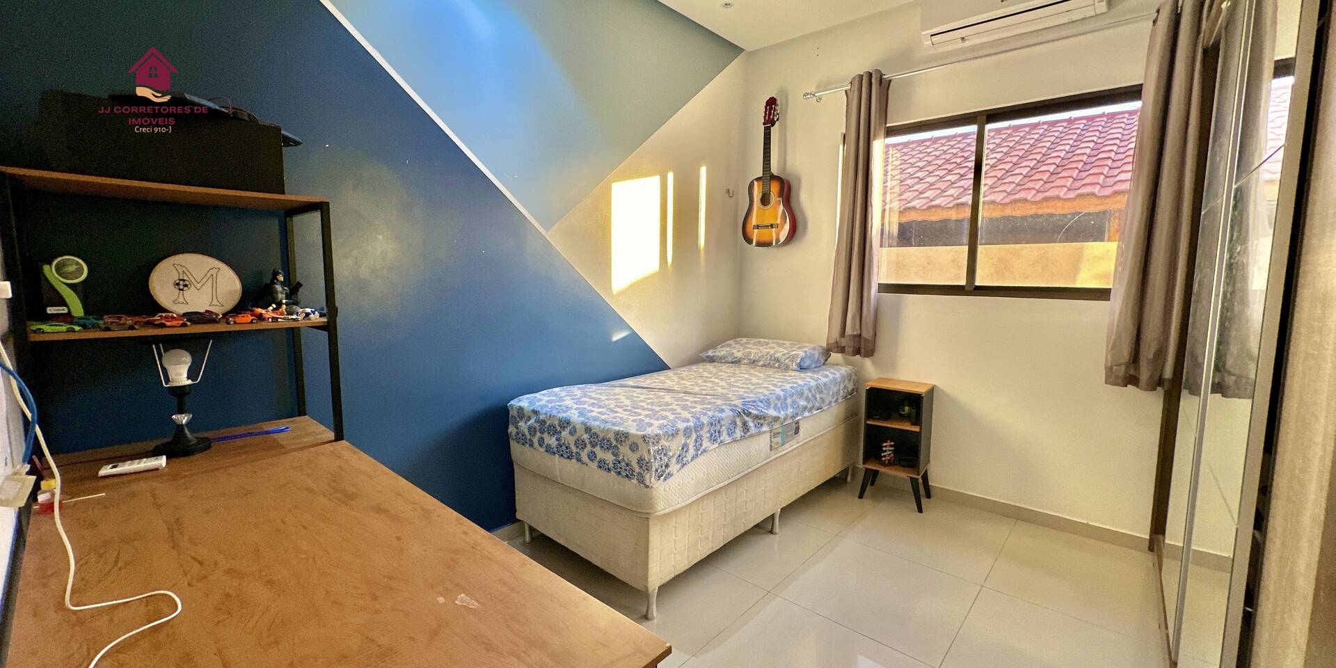 Casa de Condomínio à venda com 4 quartos, 160m² - Foto 2