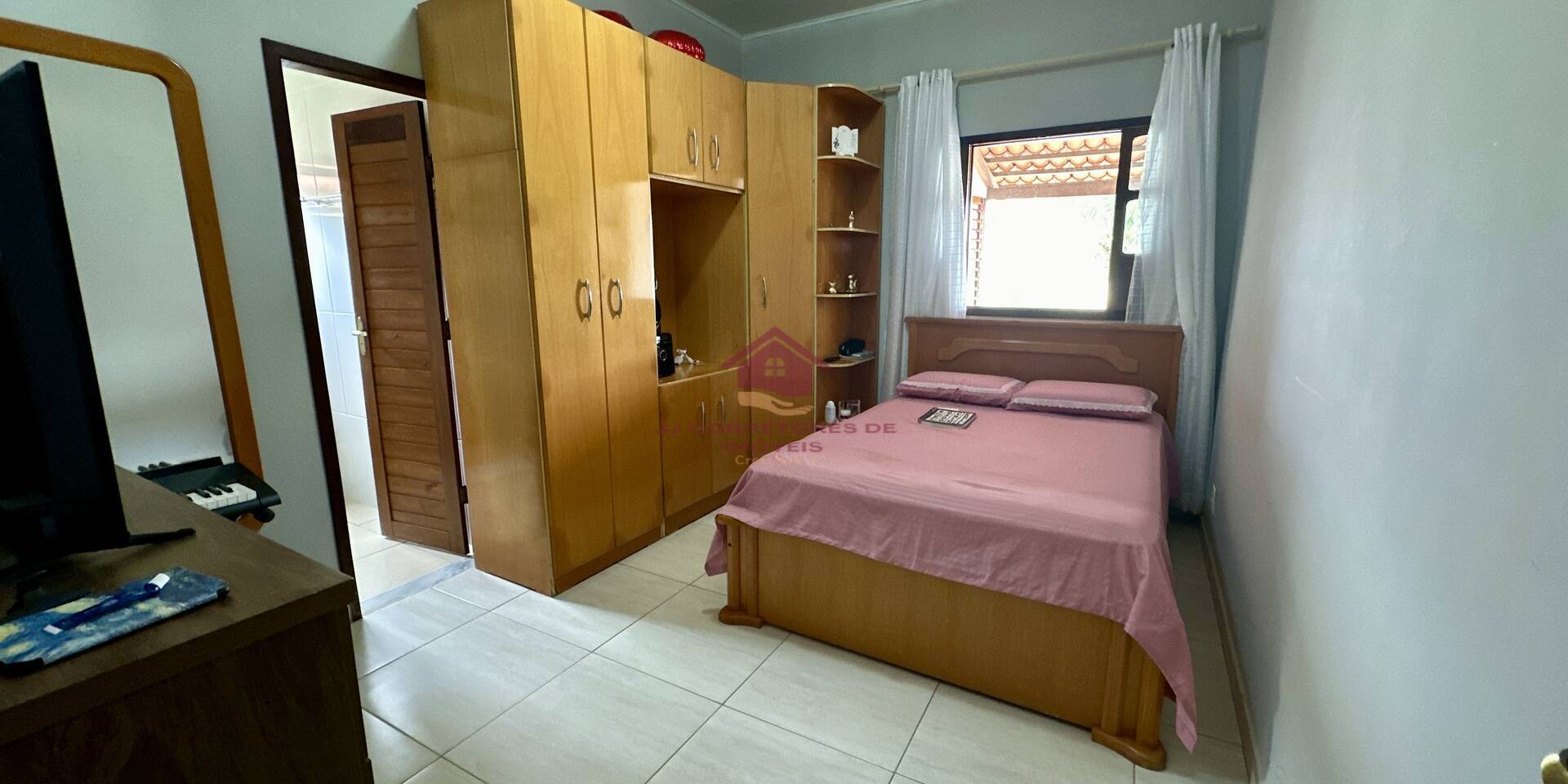 Casa de Condomínio à venda com 4 quartos, 318m² - Foto 14