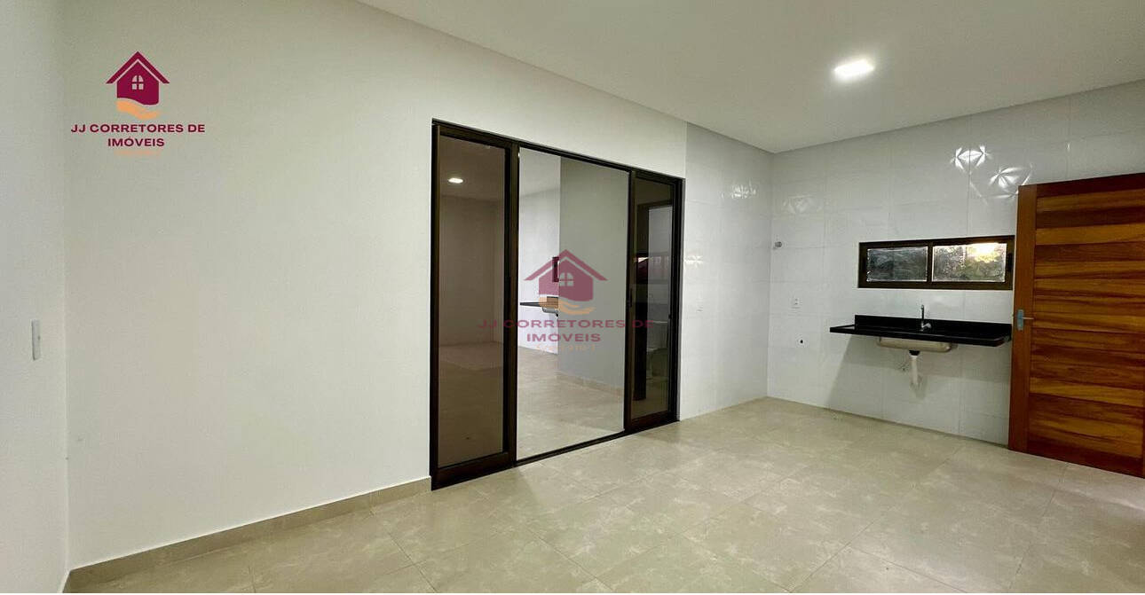 Casa de Condomínio à venda com 4 quartos, 200m² - Foto 4